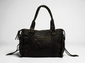 Sac à main L'Iconique noir en simili cuir – L'Essentiel